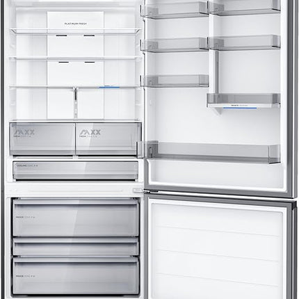 Midea refrigerator with a capacity of 680 liters, equipped with a bottom freezer and an inverter compressor.
